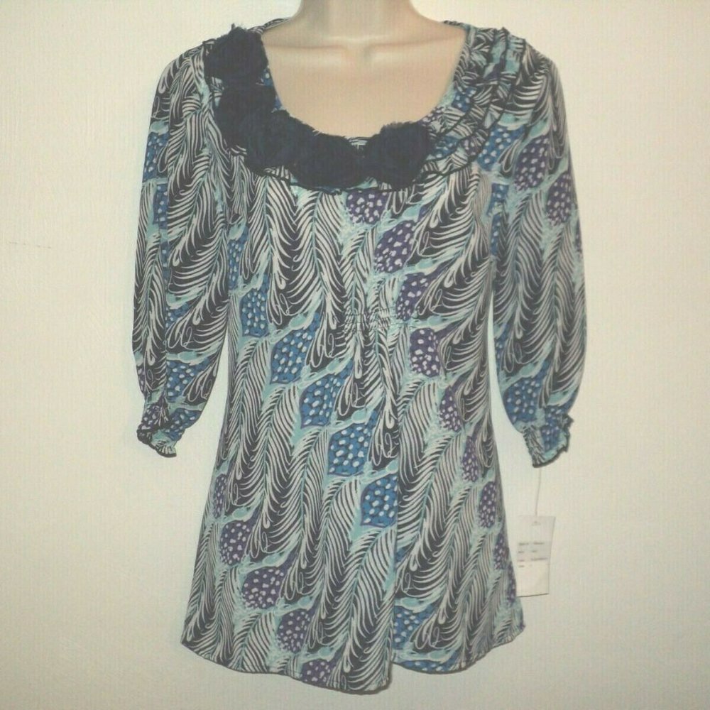 NEW Piano Blouse Size L Feather Print 3/4 Sleeves
